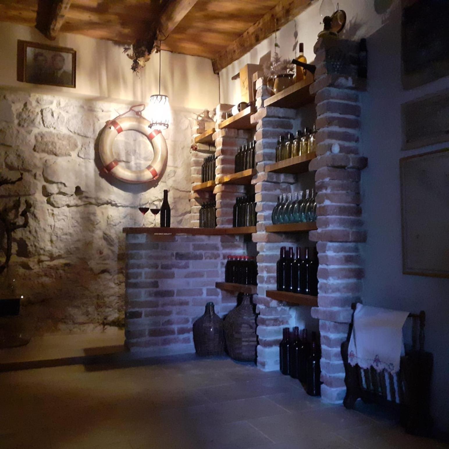Villa Sv. Vid Севид Экстерьер фото