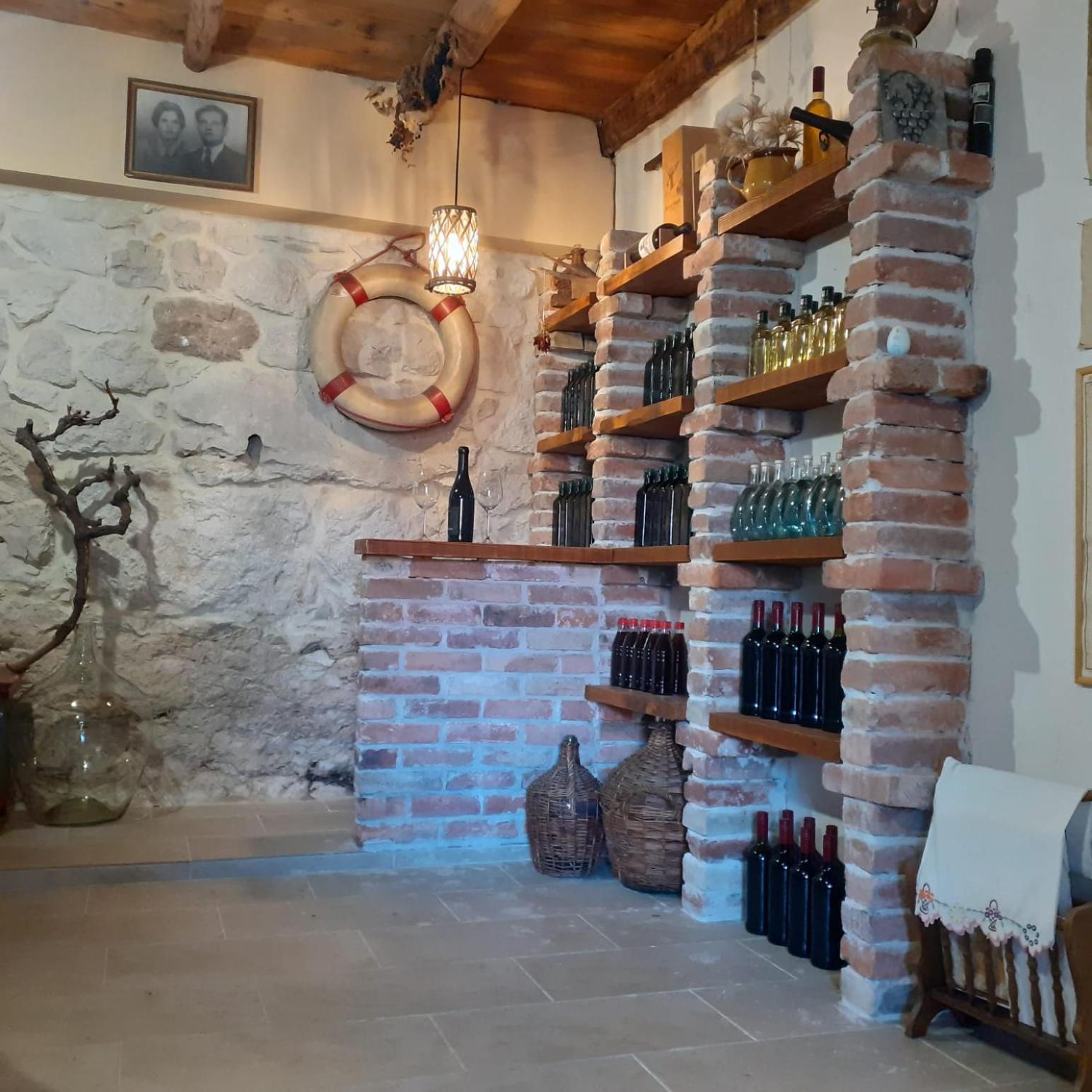 Villa Sv. Vid Севид Экстерьер фото